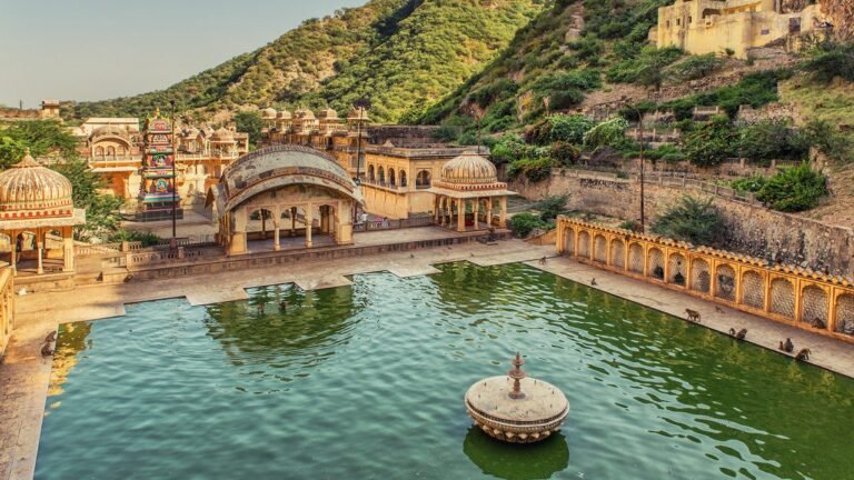 galtaji-temple-jaipur-rajasthan