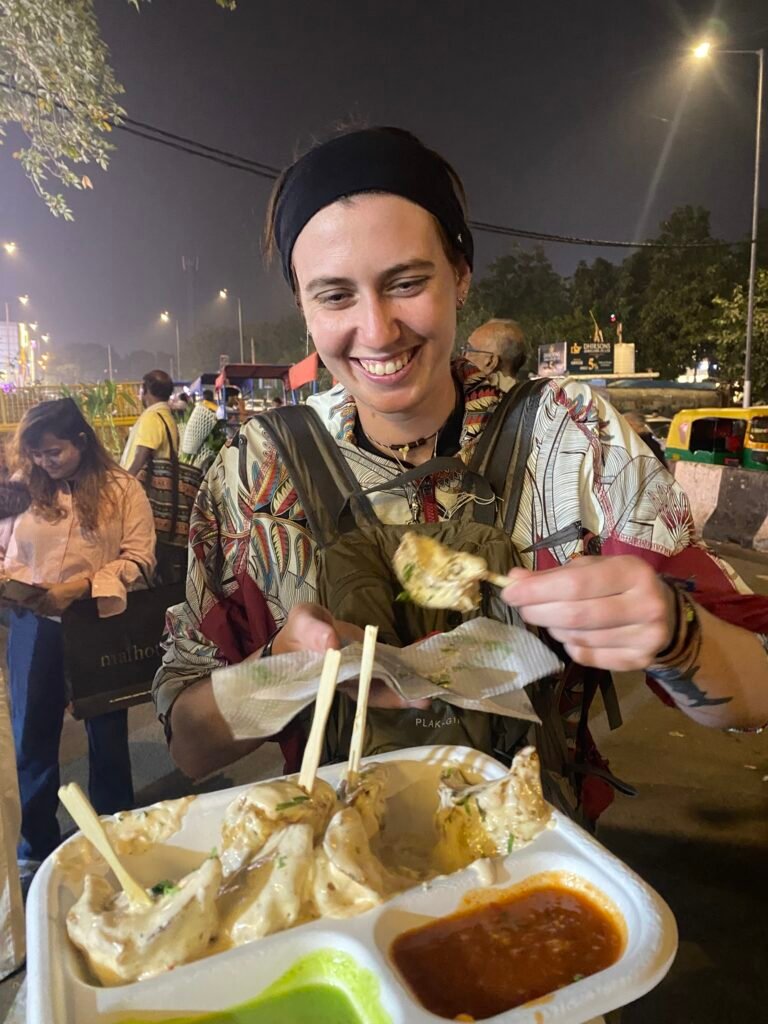 solo-girl-eating-momos Solo girl eating momos