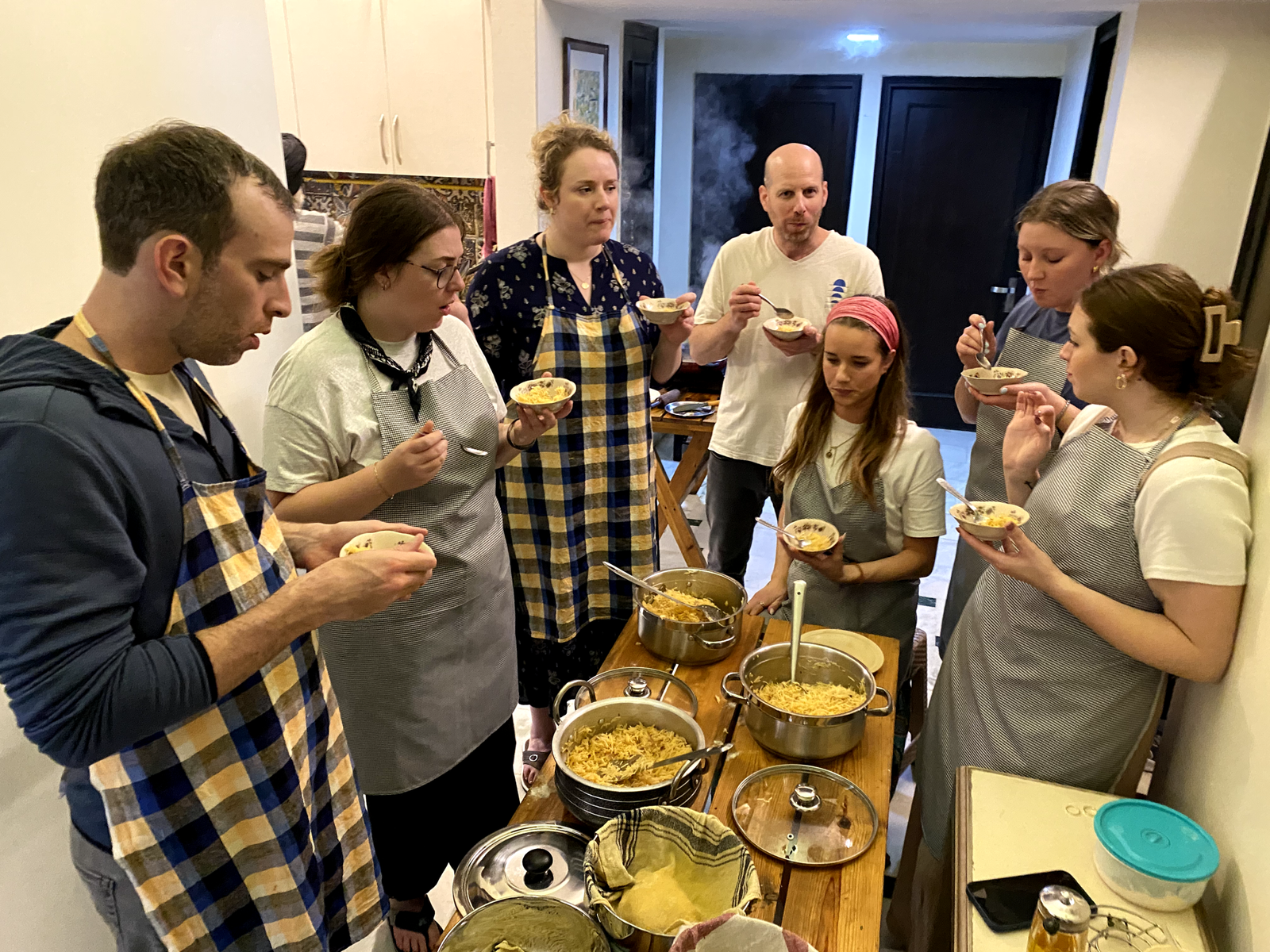 Family style cooking class experience in an Indian home in Delhi