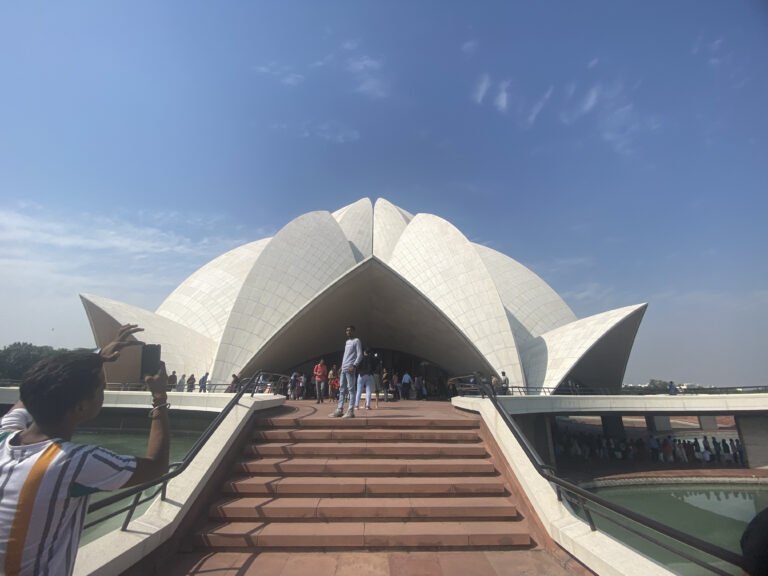 Lotus temple bhai place of worship