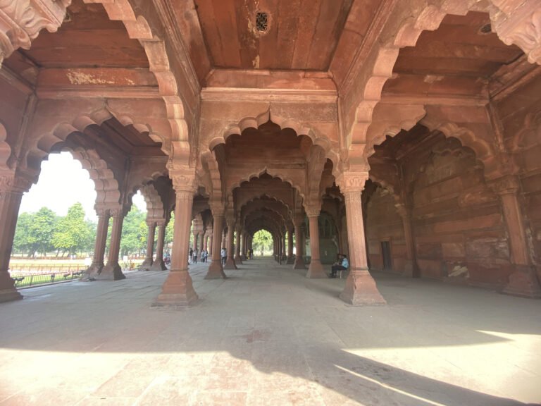 red fort places inside