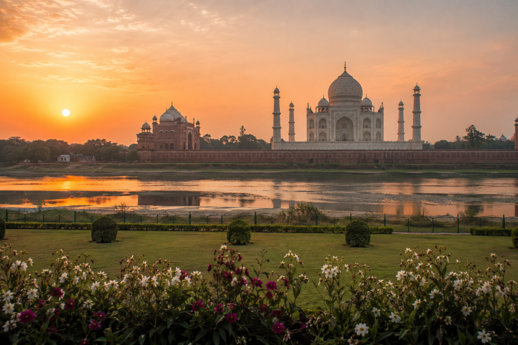 Best Time to Visit the Taj Mahal (And Exact Times to Avoid) Thumbnail