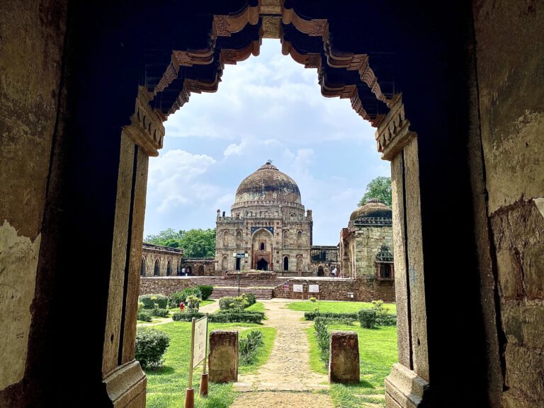 tombs of lodhi gardens in New delhi