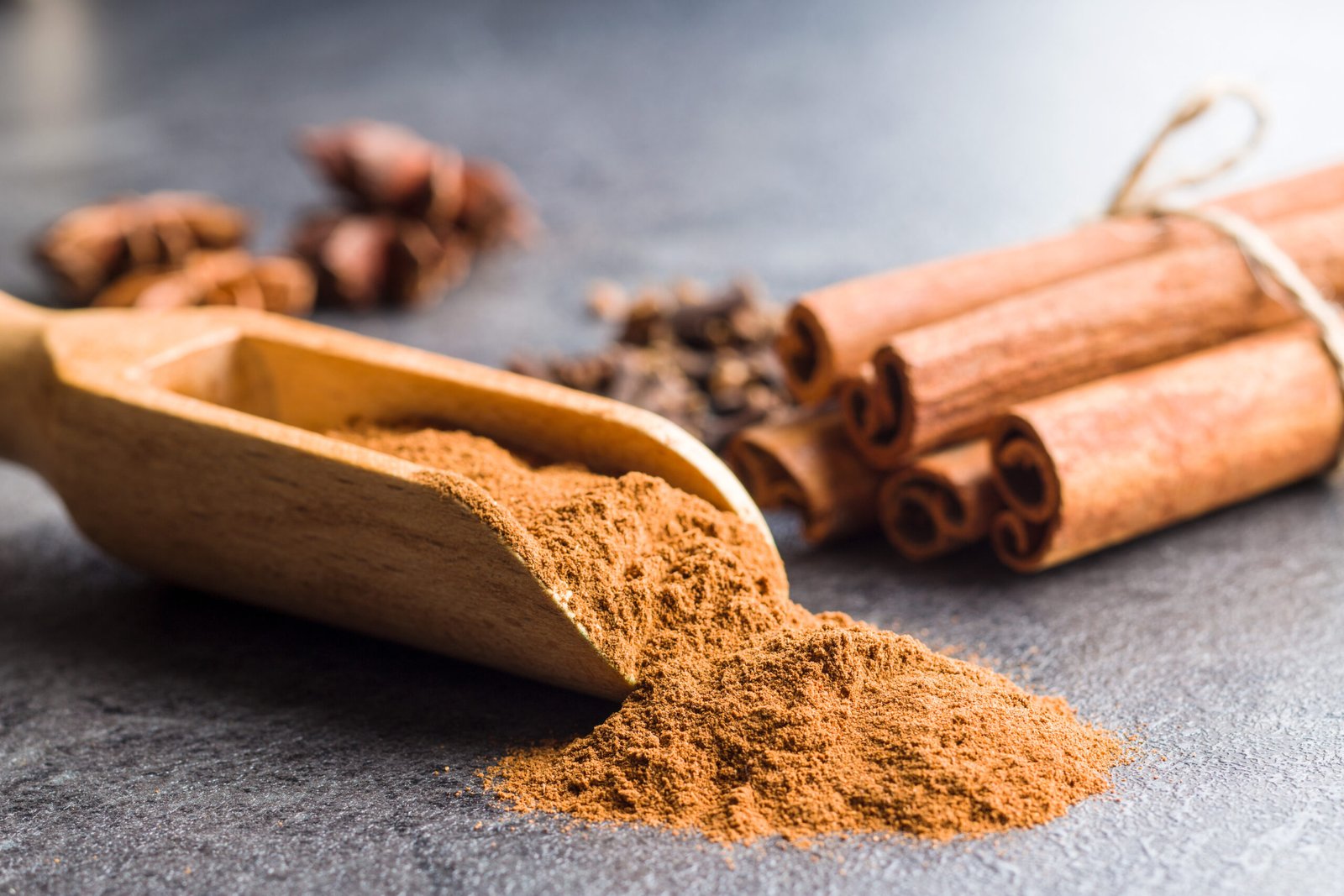 Cinnamon sticks and milled cinnamon used in Indian curries and chai