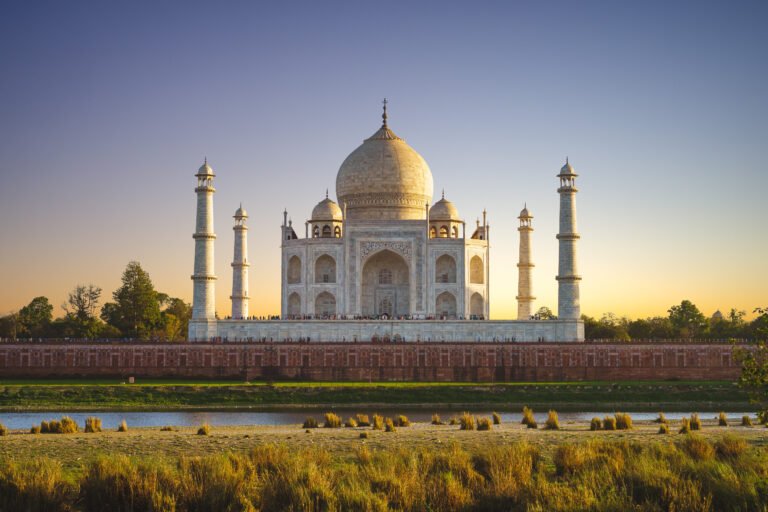 taj-mahal-in-agra-india-at-dusk Taj Mahal in Agra, India at dusk