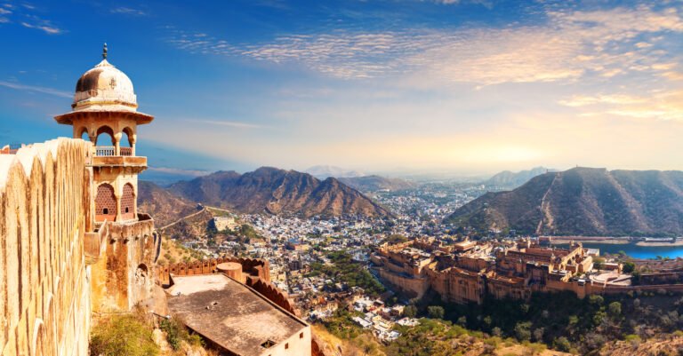 view-on-amber-fort-from-jaigarh-fort-jaipur-india View on Amber Fort from Jaigarh Fort, Jaipur, India
